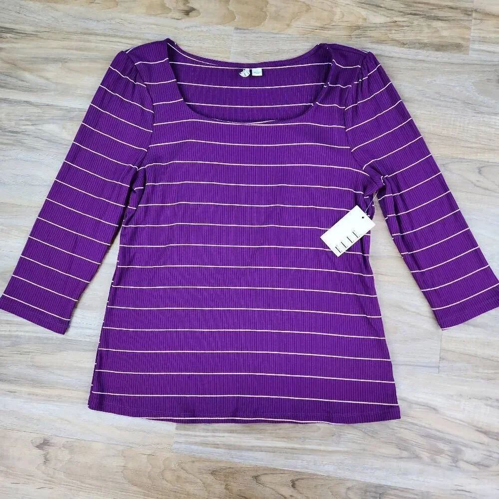 ☔️🔺️NWT Elle Plum & White Stripe 3/4 Sleeve Top Large